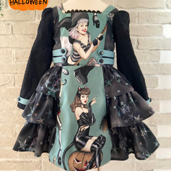 子供服　ウィッチガール✖️スターパネルラインワンピースドレス　100サイズ　女の子　ハロウィン 1枚目の画像