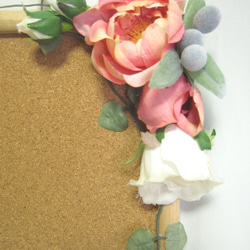 ウェルカムボード装花。アプリコットカラー。ピーチ。生花みたいで高品質な造花使用。ウェディングやインテリアに 2枚目の画像