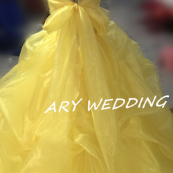 高品質！黃色洋裝露肩可愛公主線柔軟分層薄紗裙新娘 第8張的照片