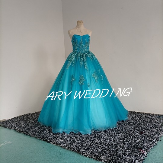 大人気上昇！カラードレス 青 ベアトップ プリンセスライン パーティードレス ハンドメイド  結婚式 /披露宴/挙式