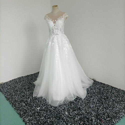 高品質！ ウェディングドレス ホワイト 見守れる 3D立体レース刺繍 2次会 
