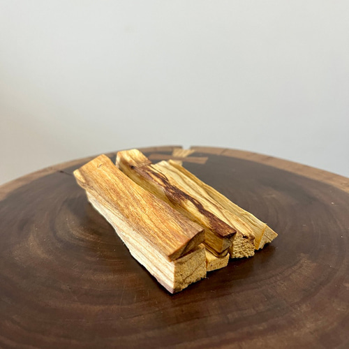 プレミアムなペルー産のパロサントの木の棒 ディフューザー・アロマ