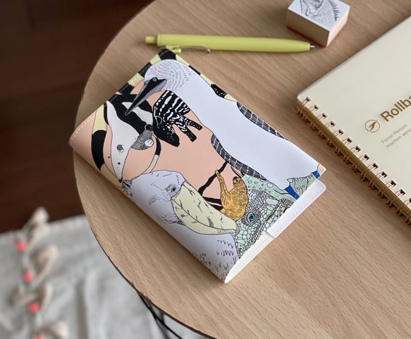 無の動物たちのブックカバー 文庫本 手帳カバー ほぼ日 ブックカバー