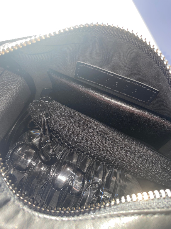 【期間限定35%オフ】S レザーハンドバッグ ポーチ付き 黒 ブラック 本革 小さめ 13枚目の画像