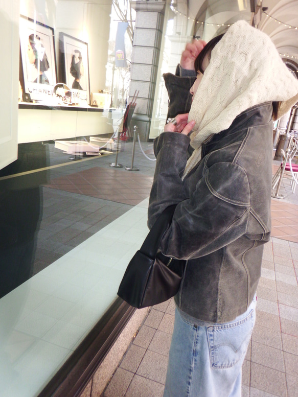 【期間限定35%オフ】S レザーハンドバッグ ポーチ付き 黒 ブラック 本革 小さめ 16枚目の画像