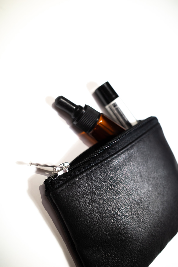 【期間限定35%オフ】S レザーハンドバッグ ポーチ付き 黒 ブラック 本革 小さめ 6枚目の画像