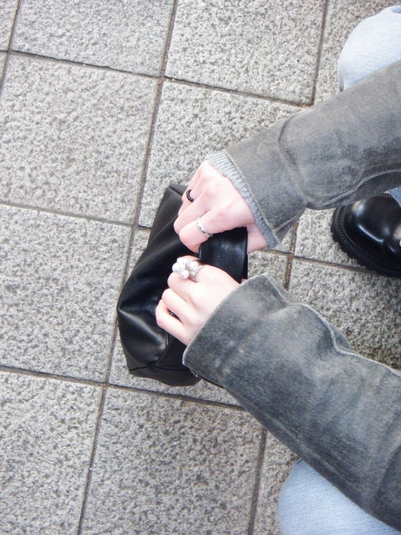 【期間限定35%オフ】S レザーハンドバッグ ポーチ付き 黒 ブラック 本革 小さめ 15枚目の画像