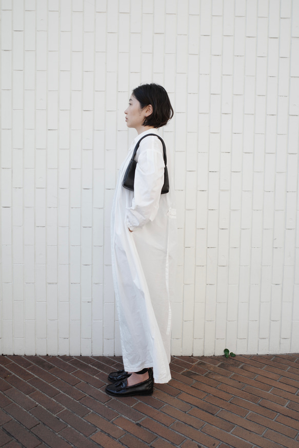 【期間限定30%オフ】S レザーハンドバッグ 黒 ブラック 本革 小さめ 3枚目の画像