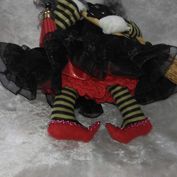 『赤い帽子の魔女さん』ハロウイン　オーナメント ホウキ　オシャレ創作人形　プレゼント 12枚目の画像