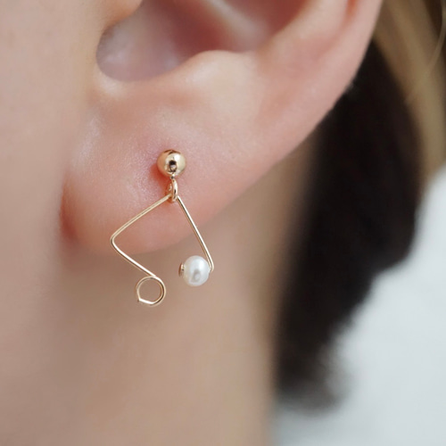 no.4174 スピネルの小さなピアス 天然石ピアス 14kgf アクセサリー