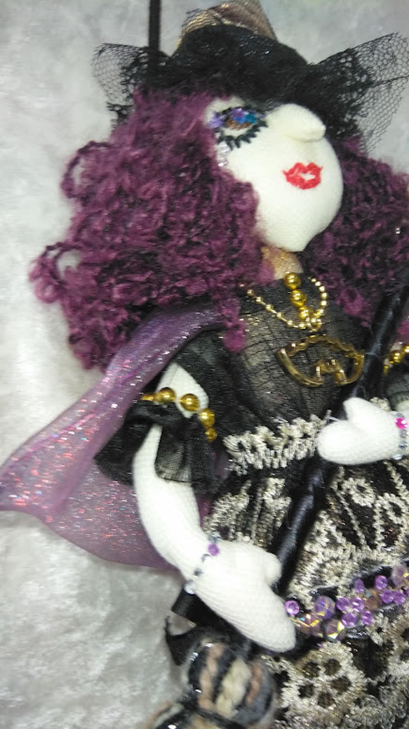『ネコほうきの魔女さん』ハロウイン　オーナメント　ネコほうき　オシャレ　創作人形　プレゼント 5枚目の画像