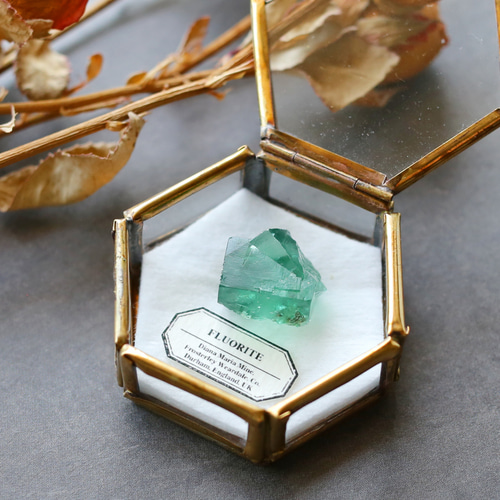 ダイアナマリア鉱山フローライトの結晶 鉱物標本 ミニチュア 蛍石