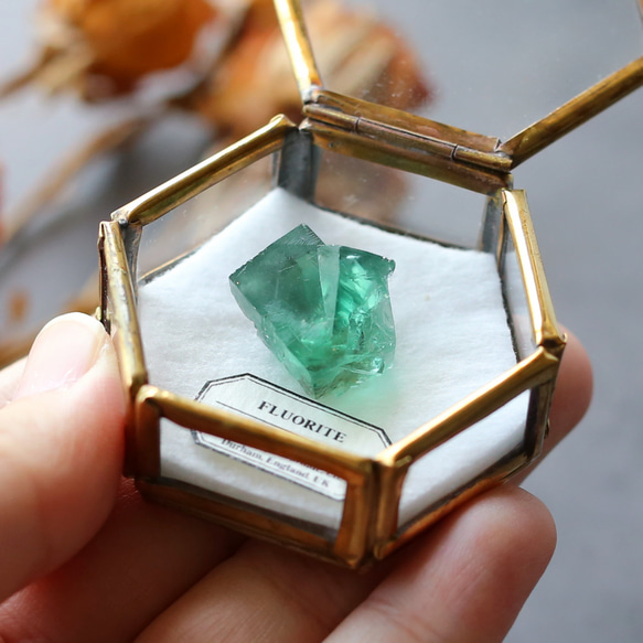 ダイアナマリア鉱山フローライトの結晶 鉱物標本 ミニチュア 蛍 ダイアナマリア鉱山フローライトの結晶 鉱物標本 ミニチュア 蛍