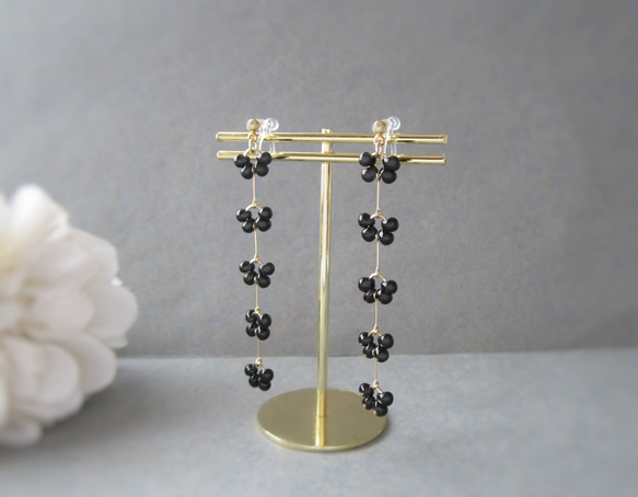 。Drop Flower。 earring／pierce(ブラック)*4196* 2枚目の画像