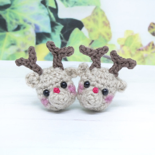 ゴム交換可能〉真っ赤なお鼻のトナカイさん あみぐるみ ヘアゴム