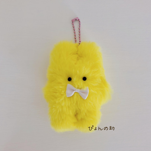 一緒に連れてって~♪黄色なチビうさぎさんキーホルダー♡蝶