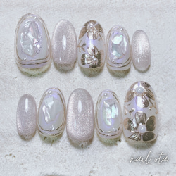 オーロラミラーフラワー ネイルチップ 白 マグネットネイル 上品 お花