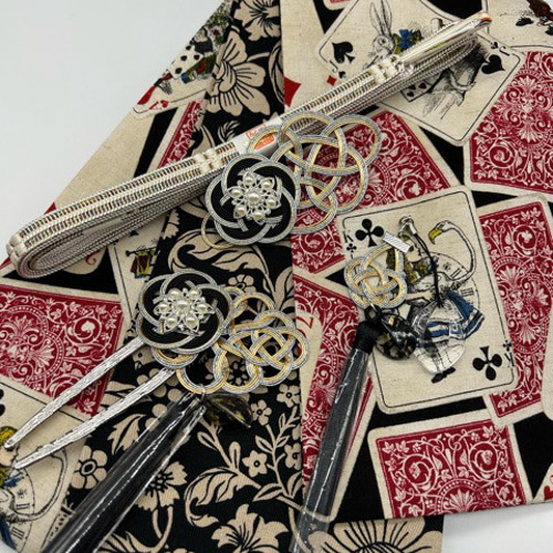 4638木綿半幅帯 不思議の国のアリス（トランプ柄） 豪華水引3点 高級絹