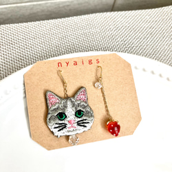 \新作/猫さん刺繍と揺れるいちごピアス✩.*˚ 5枚目の画像