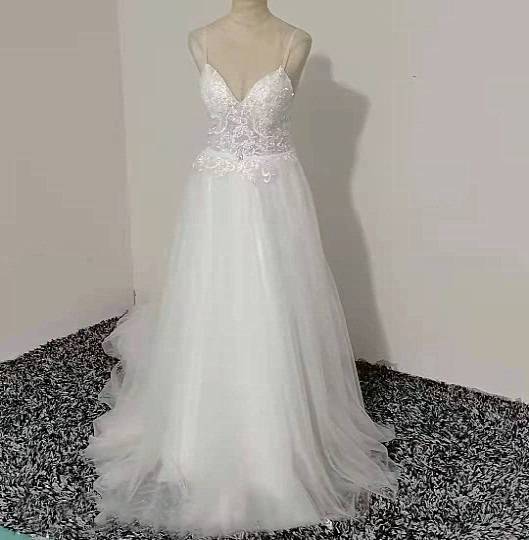 美品！ウエディングドレス ホワイト 上質オーガンジー パール キャミソール 憧れのドレス 結婚式/披露宴