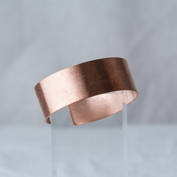 銅製 バングル｜W20mm 〈純銅〉　丁度いいサイズが見つかる  5サイズ 1枚目の画像
