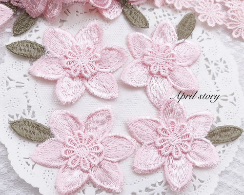 アンティークイタリア 淡いピンク 花刺繍＆ドローンワーク クロシェレースクロス アンティークイタリア 淡いピンク 花刺繍＆ドローンワーク クロシェ