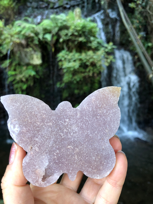 ドゥルージーホールあり☆ピンクアメジストバタフライ（大）☆ 255g☆950mm ☆瀧川神社にて浄化☆インテリアに♪ 17枚目の画像