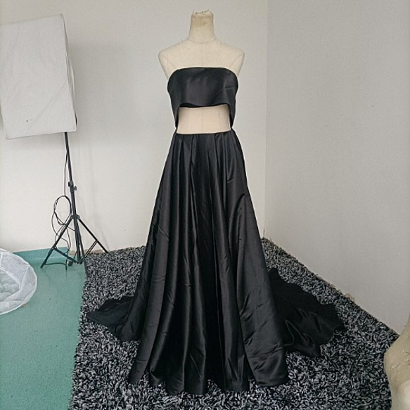 上品！パーティードレス 黒 ベアトップ プリンセスライン ロングドレス  