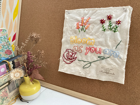 刺繍アート×はぎれ　Bloom as you are. あなたらしく咲き誇れ　 1枚目の画像