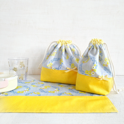 オーダー　ランチョンマット　お弁当袋　コップ袋　土日お休みです オーダー ランチョンマット お弁当袋 コップ袋 土日お休みです 入園