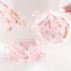 耐熱ガラスのティーセット〜枝垂桜とうさぎの日向ぼっこ〜 1枚目の画像