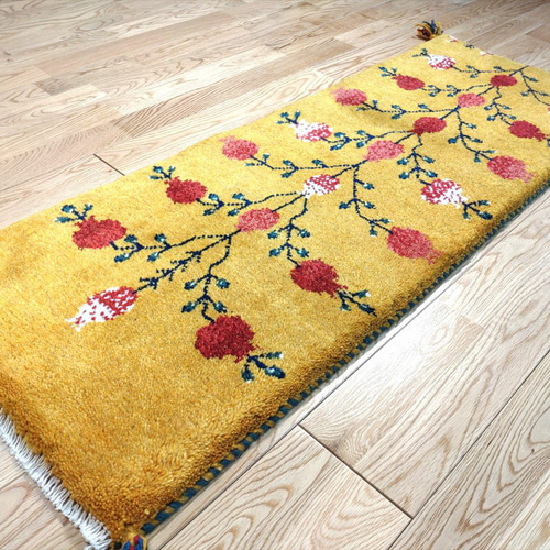 ペルシャ ギャッベ ミニランナー 114×40 黄金色 ザクロの実 秋の目玉品