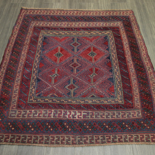 伝統技法のオールド手織りキリム＆絨毯 マシュワニキリム ヴィンテージ
