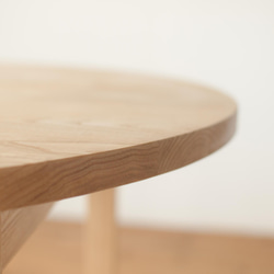 くりの丸ダイニングテーブル 100cm [ 円形 / 国産 / 栗材 / ウレタン仕上げ ] 5枚目の画像