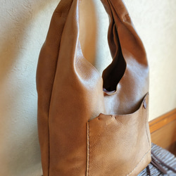 one shoulder bag　マスタード✗ダークブラウン　オイルシュリンクレザー 3枚目の画像