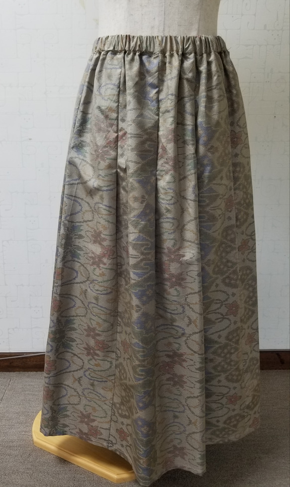 大島紬リメイク　裏付きタックギャザースカート 2枚目の画像