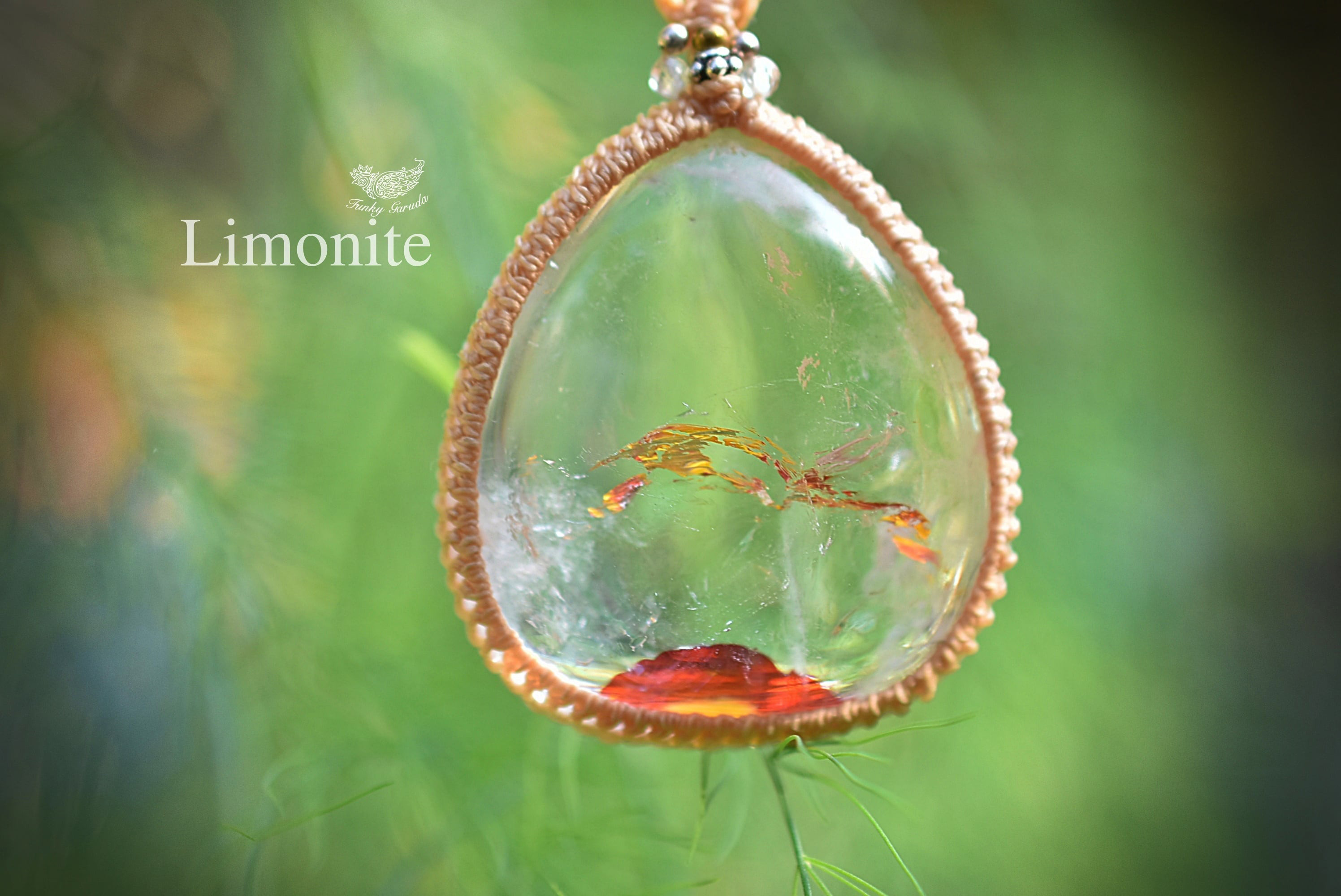 夕日と虹★特大★虹入り★ライモナイトインクォーツ マクラメネックレス1287