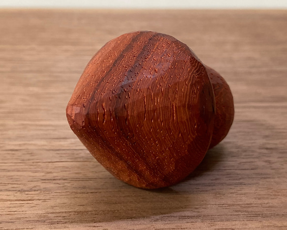 木彫り きのこ 置物 オブジェ（木材：パドウク）（No.T1020） 5枚目の画像