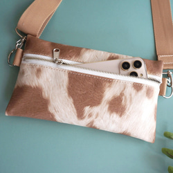 牛皮仿皮單肩包（秋季米色）生態皮革迷你肩背包、智慧型手機肩背包、手拿包 第2張的照片