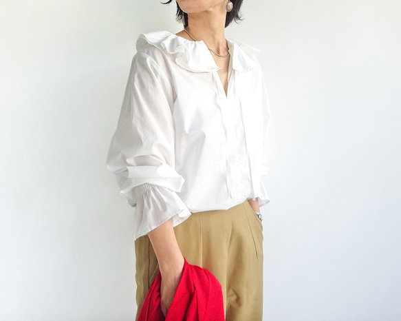 ダブルラッフルカラーブラウス（ブラウン） 11枚目の画像