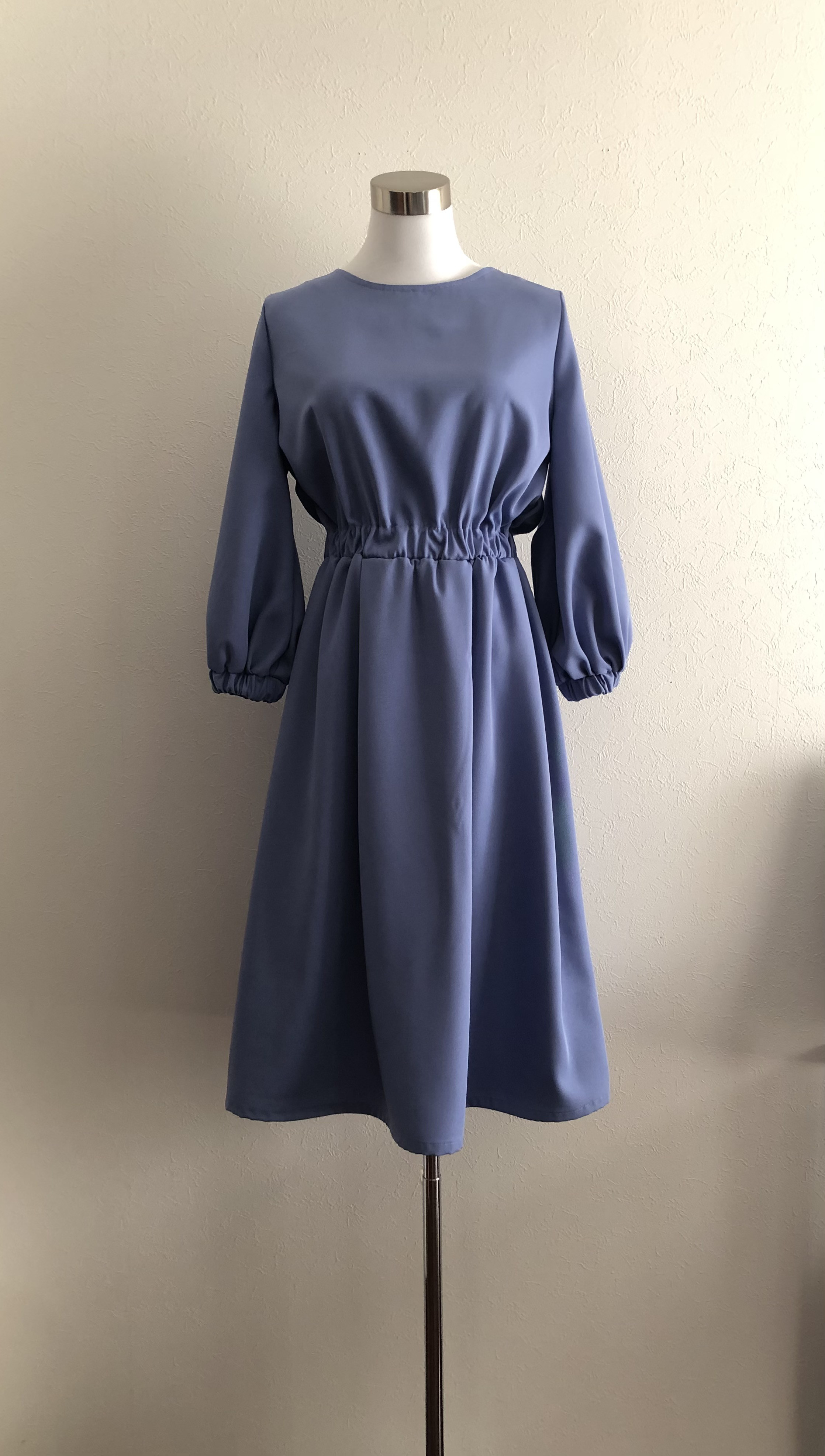 ノーアイロン生地/バルーンスリーブワンピース 10,220円