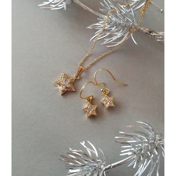 {14Kgf}*Simple Twin Star Earrings* きら星プチピアス 2枚目の画像