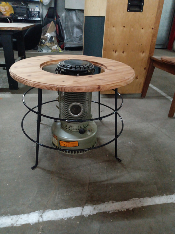 ストーブテーブル　トヨトミストーブ　コロナストーブ　丸型テーブル　バーベキューテーブル　 3枚目の画像