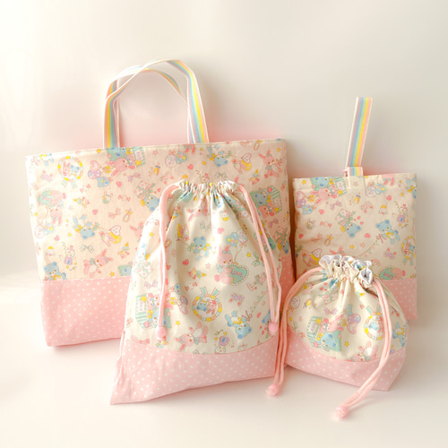 新春セール価格入園入学4点セット バック上靴入れお着替え袋コップ袋お花柄 ピンク 楽天市場】【入園入学 4点セット】 【北欧シンプル無地