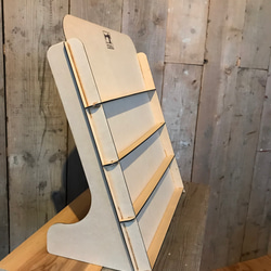 イーゼルスタイル　ディスプレイ展示什器 2枚目の画像