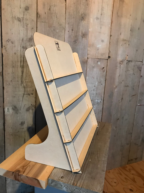 イーゼルスタイル　ディスプレイ展示什器 2枚目の画像