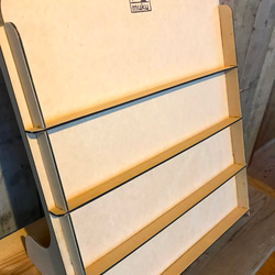 イーゼルスタイル　ディスプレイ展示什器 1枚目の画像