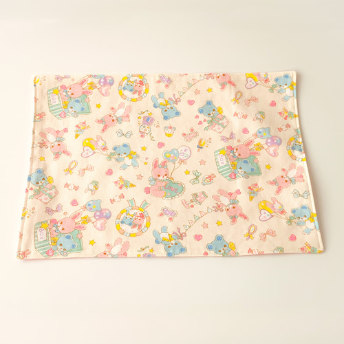 ハンドメイド ランチョンマット２枚セット くまちゃん柄 うさぎちゃん柄 ハンドメイド ランチョンマット2枚セット くまちゃん柄 うさぎ