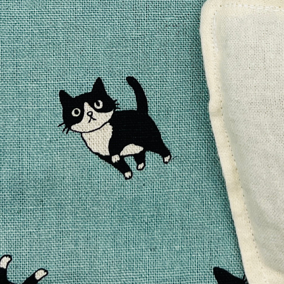 ターコイズ ハチワレ黒猫ちゃん ハンドメイド あずきカイロ ホットアイ 