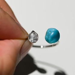 【一点物】 スリーピングビューティーターコイズ & ハーキマーダイヤモンド リング 指輪 フリーサイズ(No.2403) 3枚目の画像
